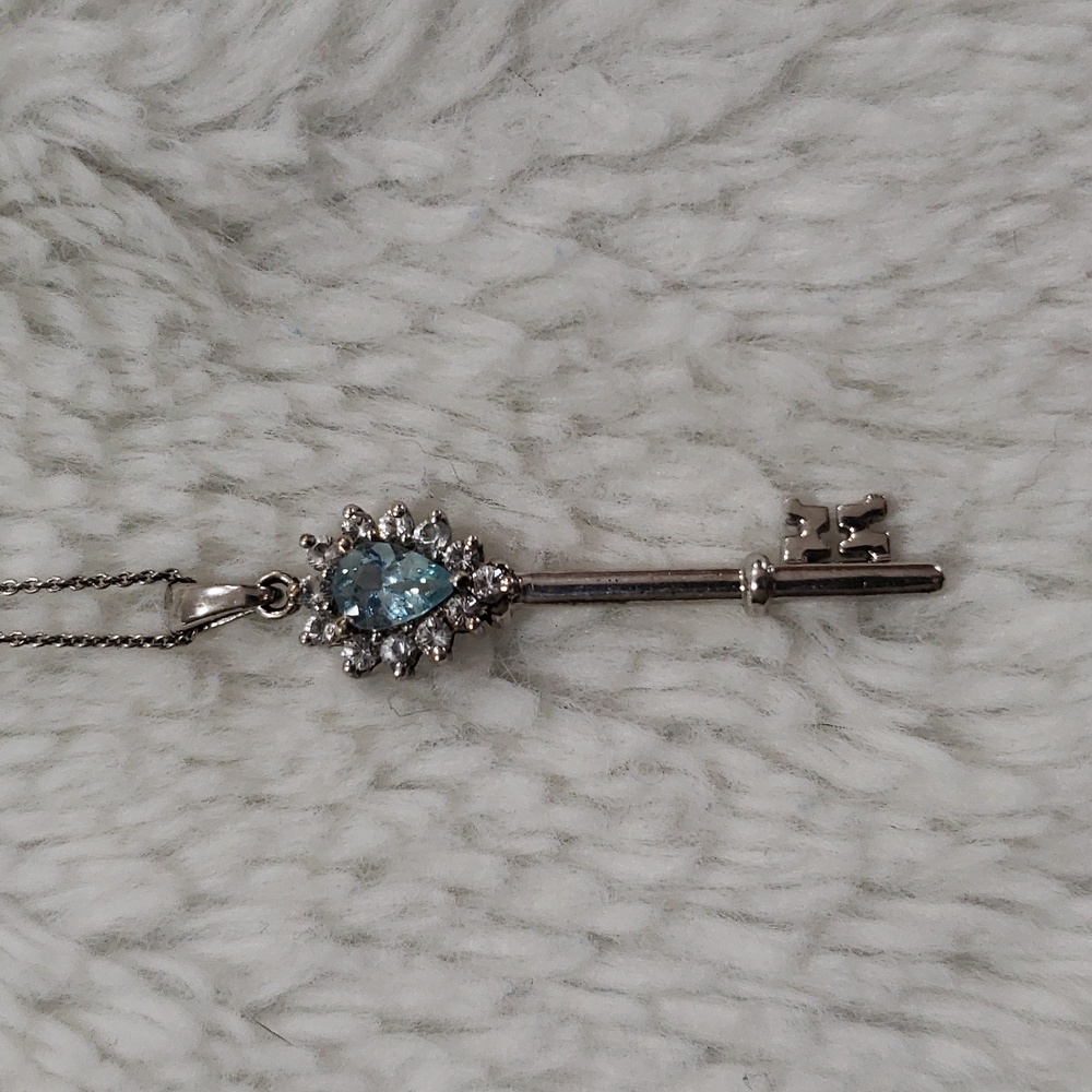 Aquamarine key pendant with necklace